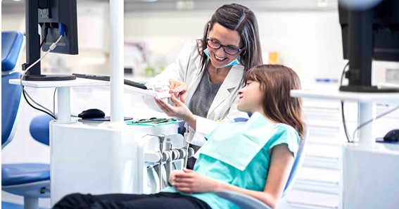 The benefits of online dental assisting training
